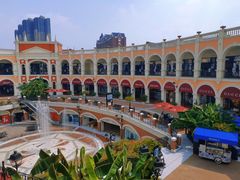 -佛罗伦萨小镇广佛名品奥特莱斯(疏港路店)