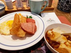 -咖啡苑自助餐厅·中国大饭店
