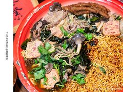 -老街称盘麻辣烫·冒菜(思北店)