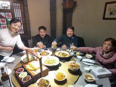 -艳阳天民俗村(公园路店)
