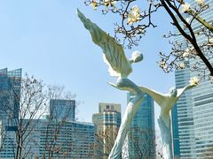 -陆家嘴中心绿地