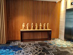 -青岛海尔洲际酒店