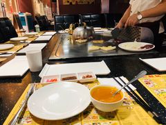 -利昂法式铁板主题餐厅(新奥购物中心店)