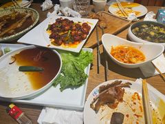 -小河公主秘制烤羊腿(小绿谷店)