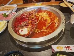 -沸炉重庆老火锅(军事博物馆店)