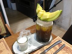 -Mark&Mars Restaurant