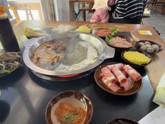 -重庆故事姊妹老火锅(财经学院店)