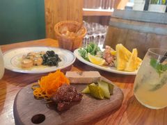 -羽深肉铺 Steak & Wine