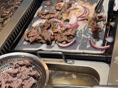 -牛里牛气· 榴莲海鲜鲜牛肉自助火锅·烤肉(横岗店)