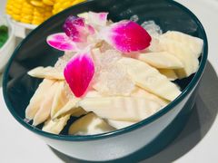 -烹然四季椰子鸡火锅(姚家园万象汇店)
