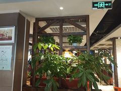 -九牧鱻·渝老鬼重庆火锅(人民路店)