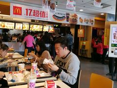 大堂-麦当劳(朝阳路得来速店)