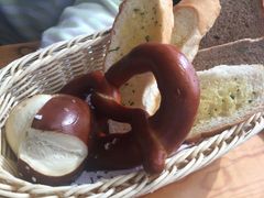 -LENBACH兰巴赫西餐啤酒坊(大连星海广场店)