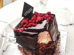 -UNI UNI(环亚凯瑟琳店)