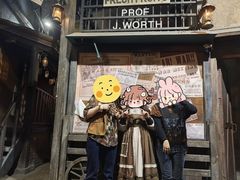 -暴风岛沉浸式体验馆(百联世纪店)