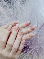 -尤米一站式美甲美睫