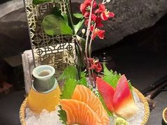 -蟹犇•帝王蟹雪蟹(陆家嘴店)
