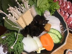 -呷哺呷哺 黄金牧场 (新中关购物中心店)