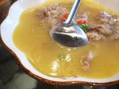 酸汤肥牛-兴农记