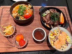 -Let'sBURGERplus·非常创意汉堡(三里屯店)