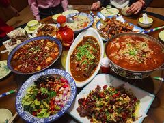 -快乐老家三鲜饺子东北菜(南六中路店)