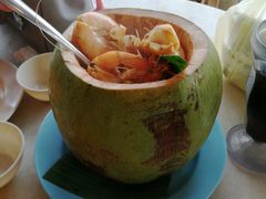 -大树下海鲜饭店