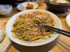 -关东小磨东北菜(上海长风大悦城店)