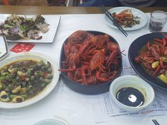 -老鄞江清水龙虾•赵赵家(江北店)