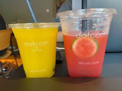 鲜榨橙汁-dotcom coffee古点咖啡(致真大厦店)