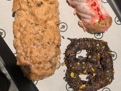 -HOT CRUSH趁热集合·现烤面包(上海环球港店)