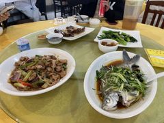 -烧鹅妹饭店