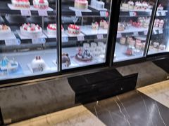 面包甜点陈列柜-巴黎贝甜(银城东苑店)