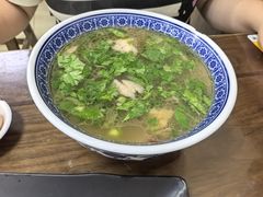 -崇德楼水盆牛羊肉泡馍馆(文艺路店)