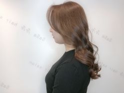 -BULB STUDIO 巴柏明星发型工作室