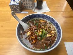 -沪西老弄堂面馆(定西路店)