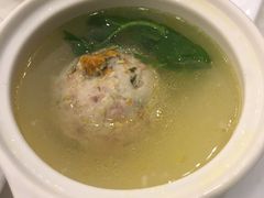 蟹粉狮子头-怡园饭店-餐厅(四望亭店)