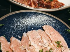 -山川小町·极番烧肉(新地假日广场店)
