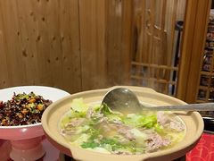 -冯烫烫跷脚牛肉·川菜小馆(武胜西街店)