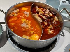 猪手鸳鸯锅-小街猪手(团结湖店)