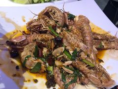 鸿运麻辣皮皮虾-蚝堡海鲜·威海菜·海肠捞饭·烧烤·亚洲吃蚝公司(幸福门店)