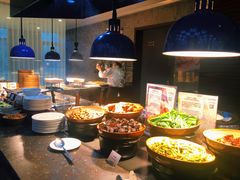 -BLU 全日制餐厅(上海安曼纳卓悦酒店)