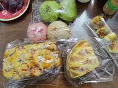 -顶东面包花园·生日蛋糕(世博店)