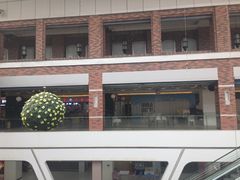 -大摩华尔街生活广场