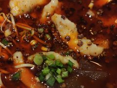 -渝是乎酸菜鱼(龙旗购物中心店)