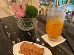 -Salon de Ville浦江汇(上海外滩华尔道夫酒店店)