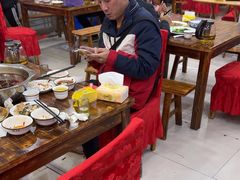 -乡土特色.冷锅鱼.牦牛肉汤锅