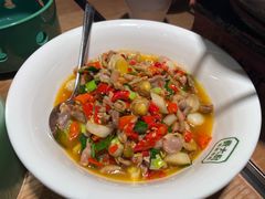 酸辣鸡杂-费大厨辣椒炒肉(万家丽一店)