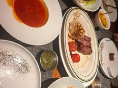 -MONICH牛排融合餐厅(和义大道购物中心店)