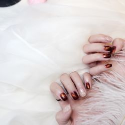 -米小兔美甲美睫