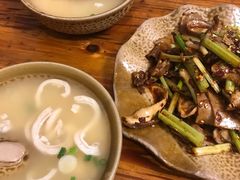 -朱大嘴肥肠血旺(福字街店)